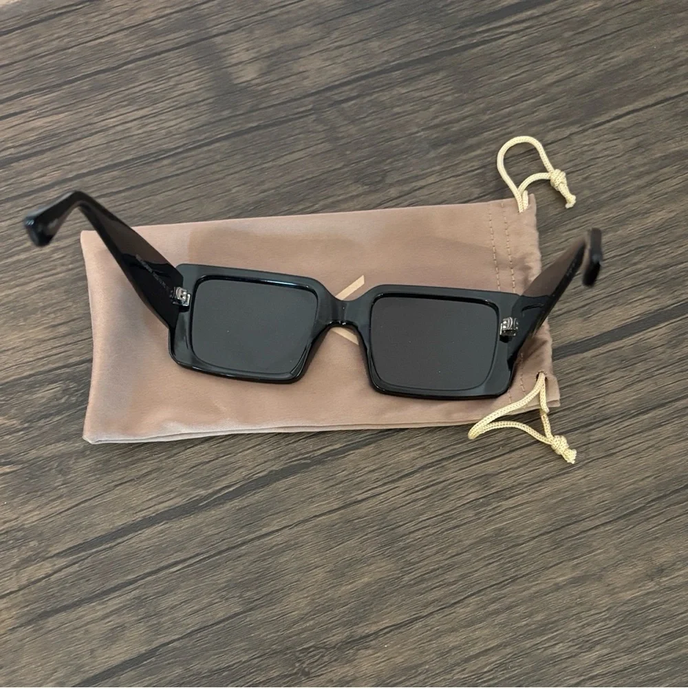 Black Oversized Square Sunglasses - Unbranded